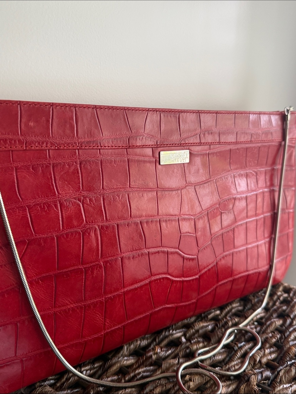 VINTAGE Bruno Magli Monica Croc Embossed Red Leather Clutch Bag Y2K RARE Indie - Picture 11 of 13